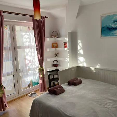 Raluca - Self Check-in *